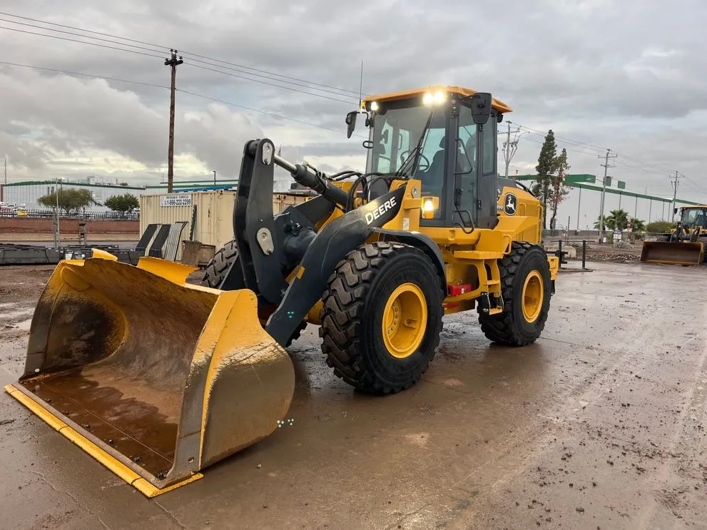 2024 John Deere 544P