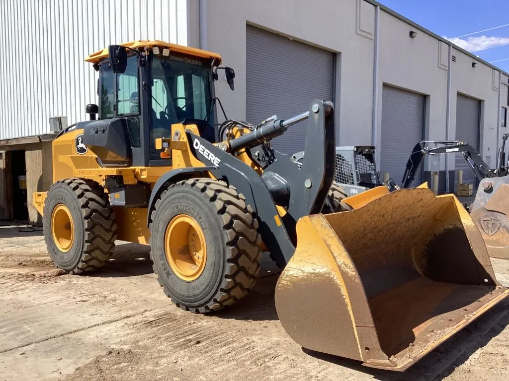 2023 John Deere 544P