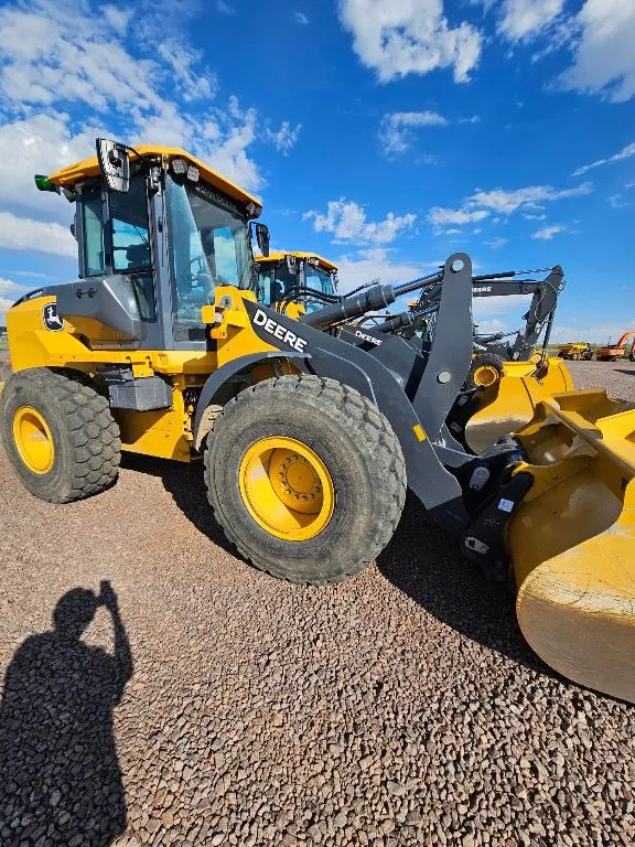 2023 John Deere 544P
