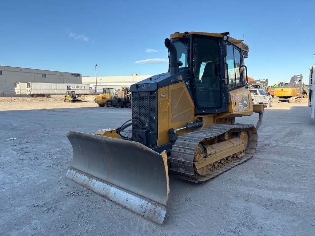 2023 John Deere 550P