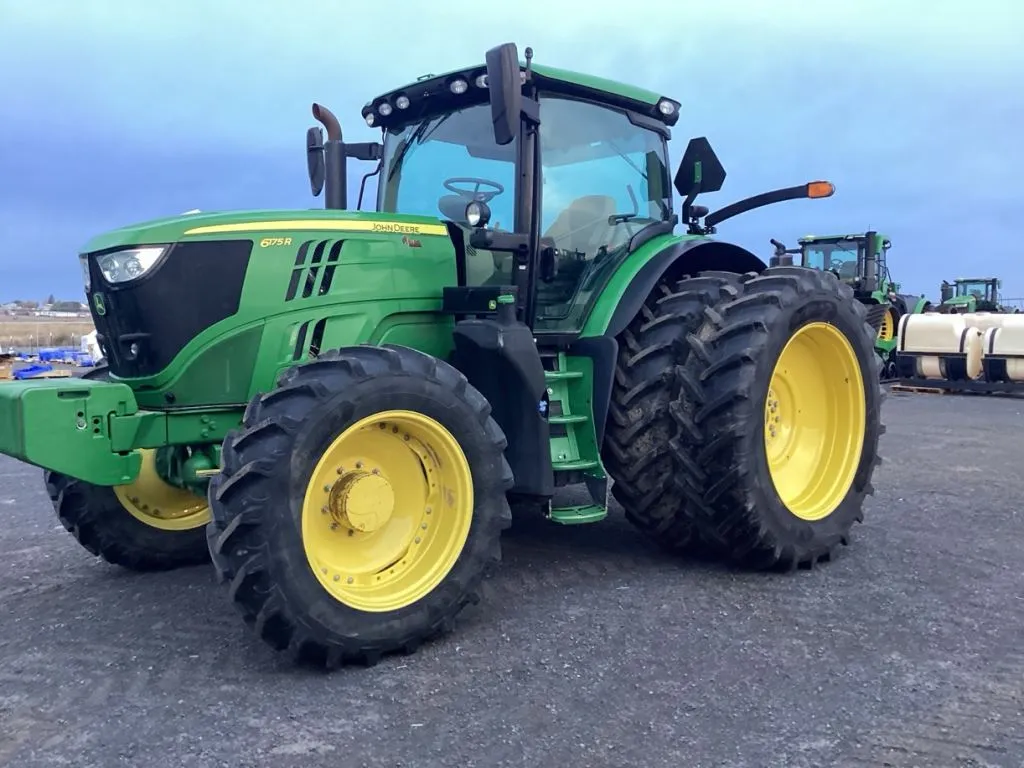 2022 John Deere 6175R