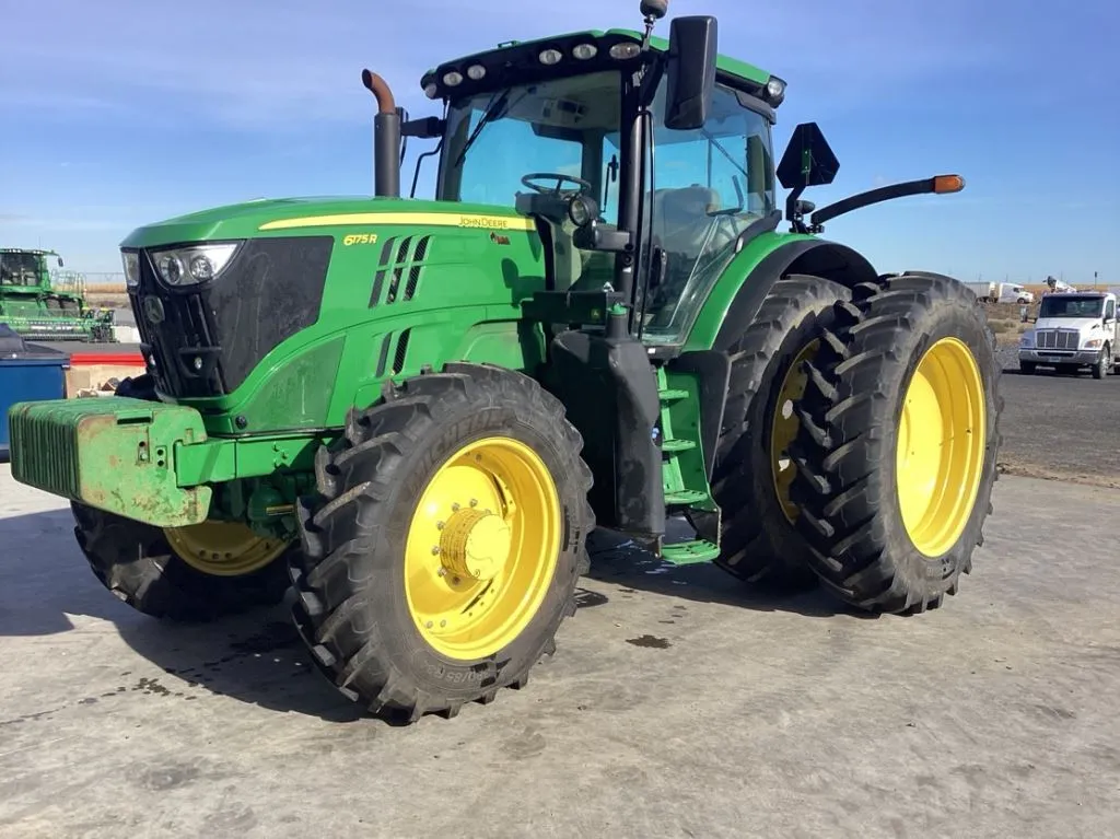 2022 John Deere 6175R