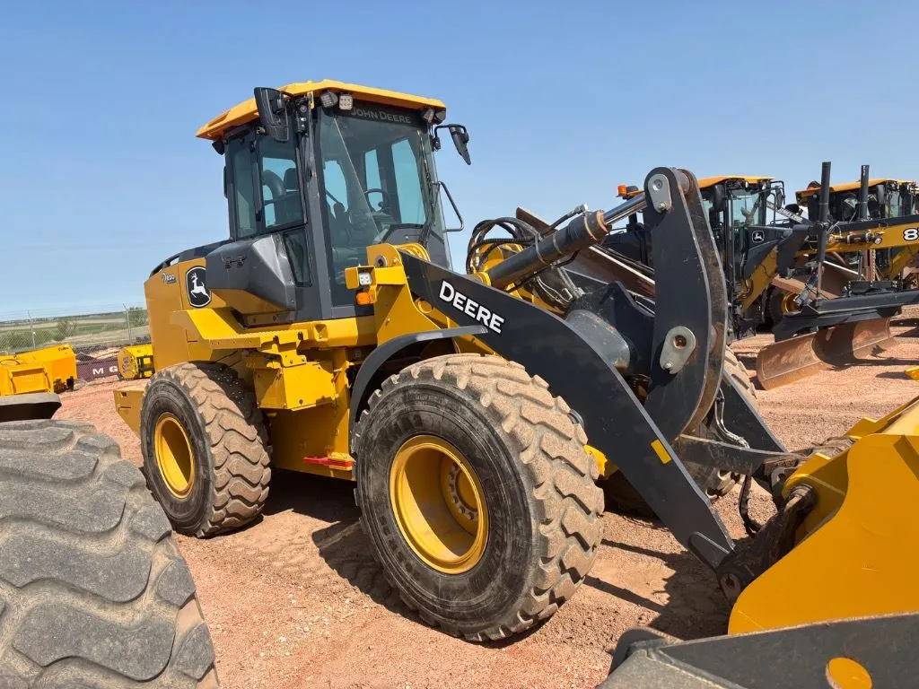 2022 John Deere 624P