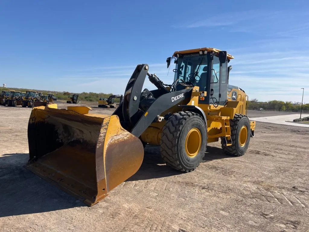 2023 John Deere 624P