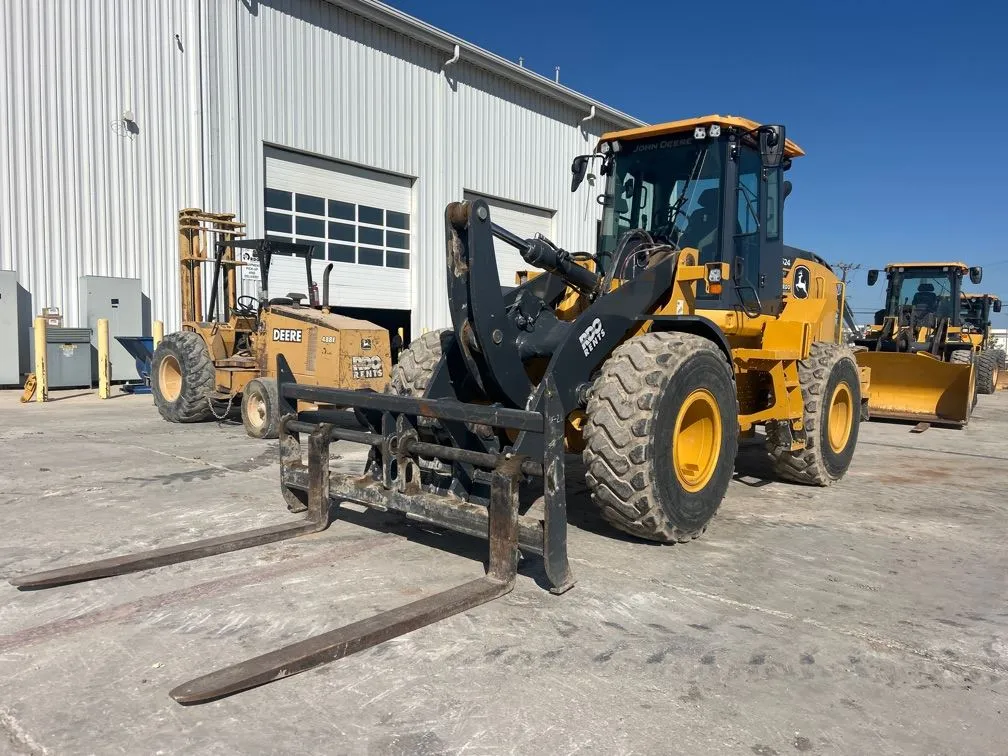 2023 John Deere 624P