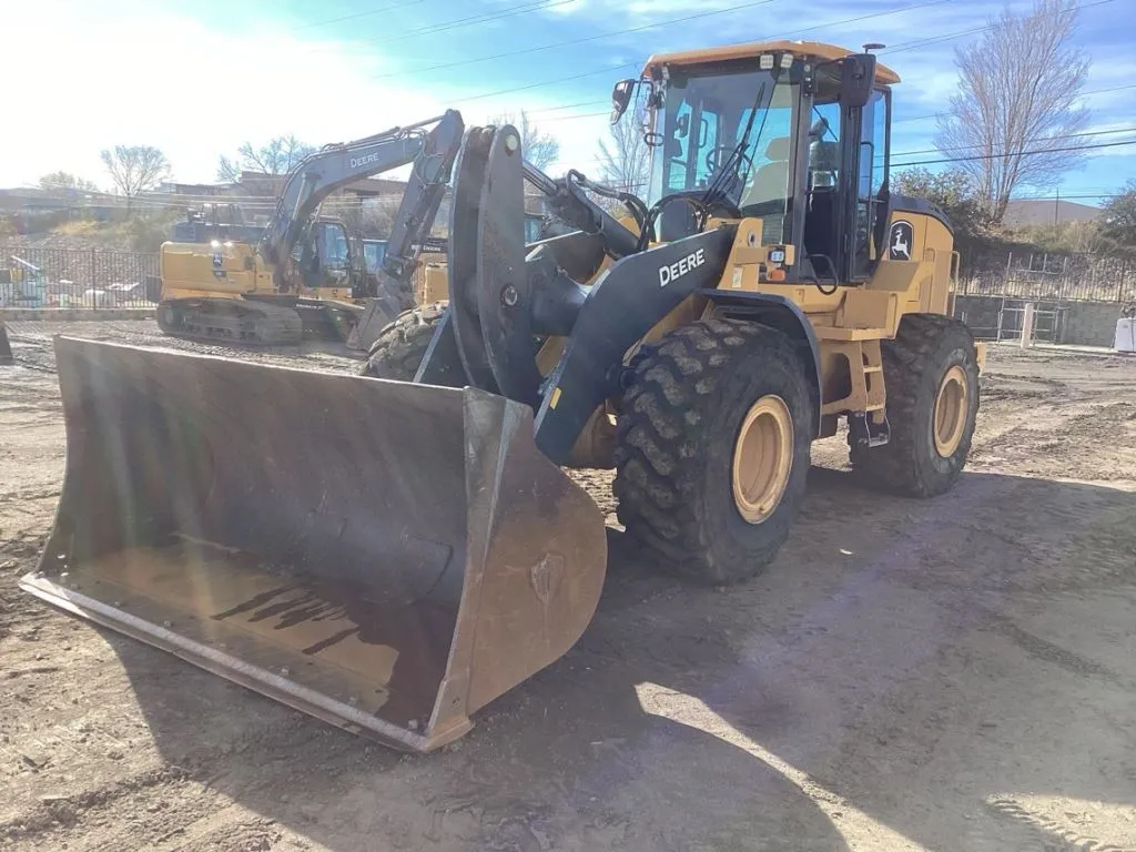 2021 John Deere 644P