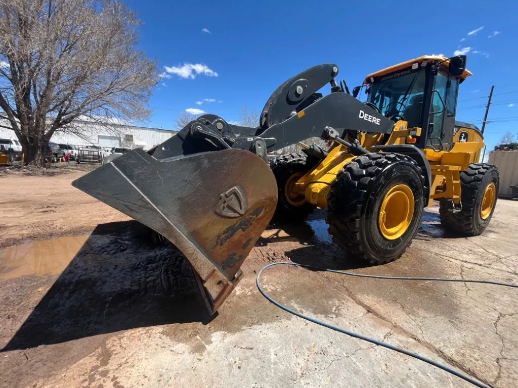 2022 John Deere 644P