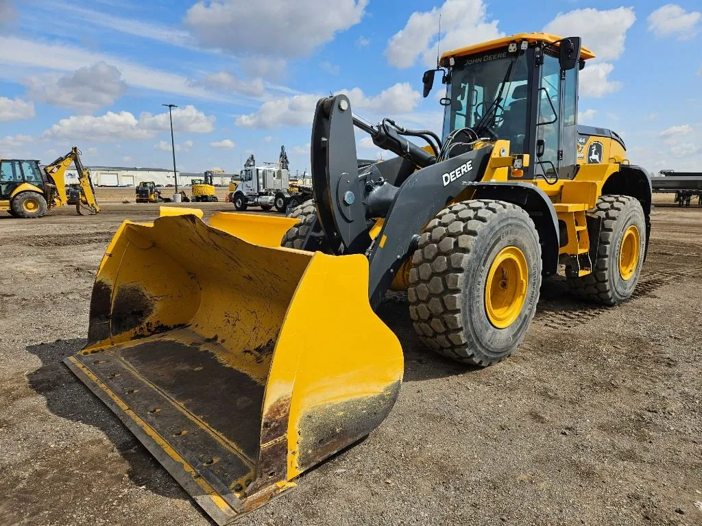 2024 John Deere 644P
