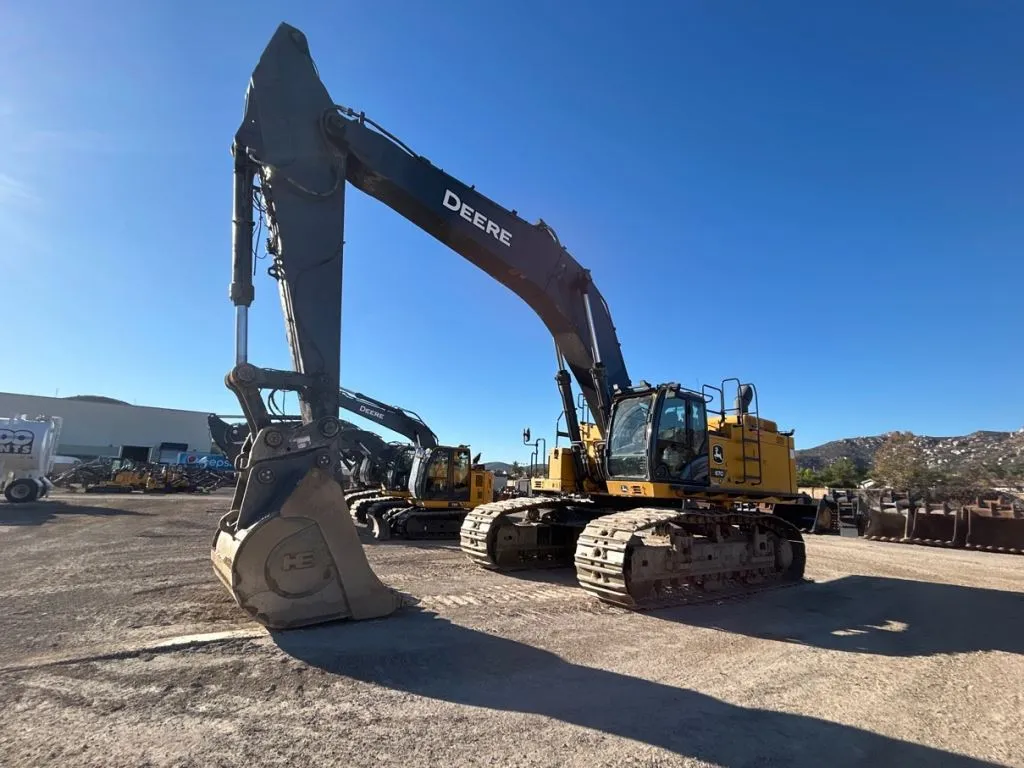2023 John Deere 670P