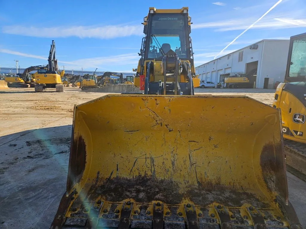 2023 John Deere 755K