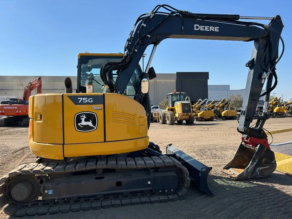 2023 John Deere 75G
