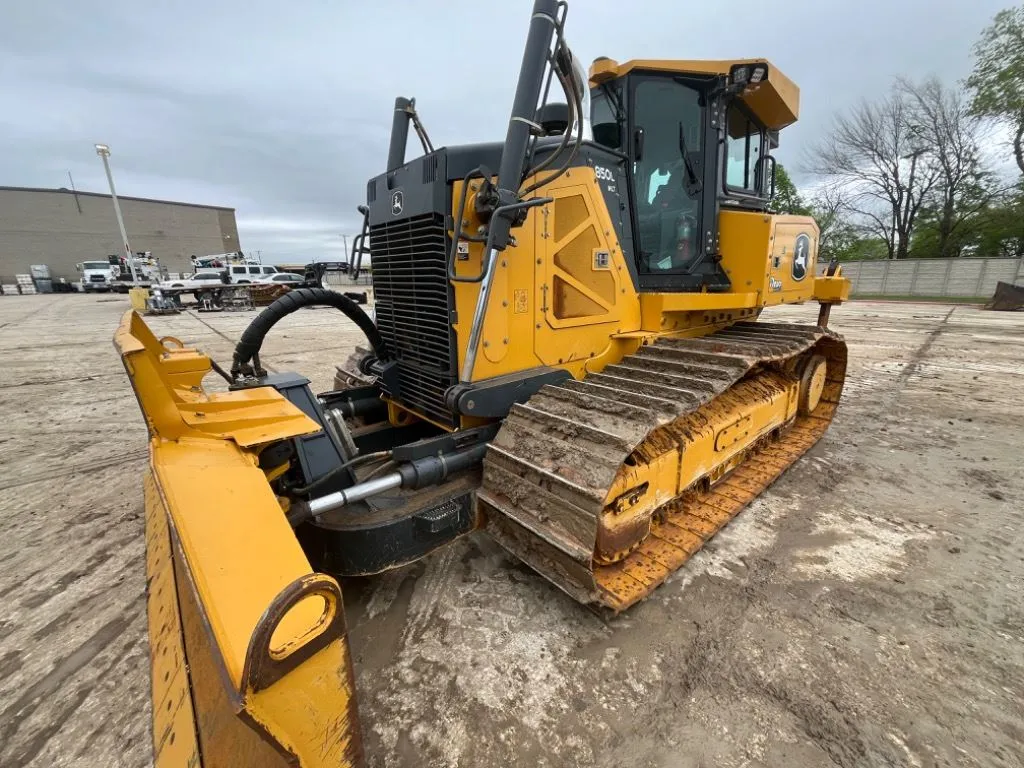 2023 John Deere 850L