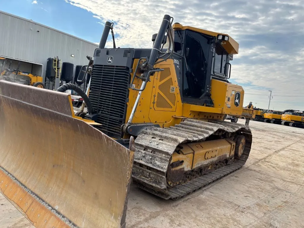 2023 John Deere 850L