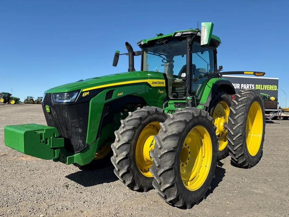 2023 John Deere 8R 340