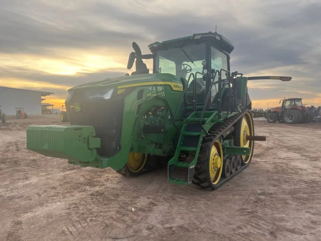 2022 John Deere 8RT 370