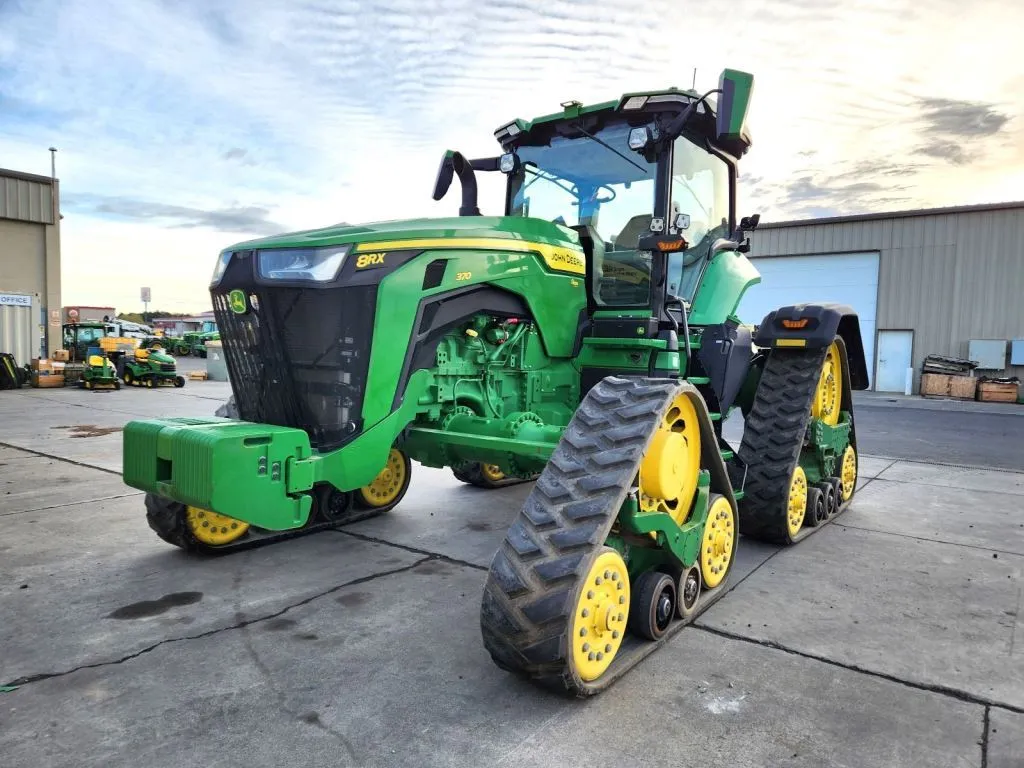 2022 John Deere 8RX 370