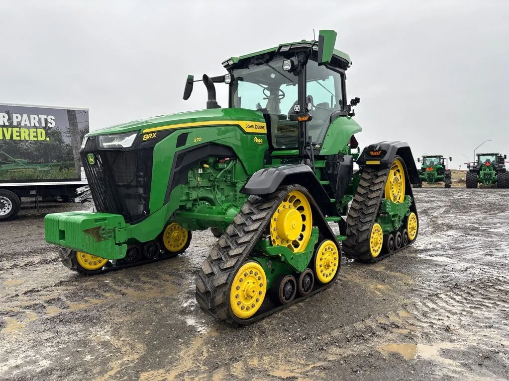 2025 John Deere 8RX 370
