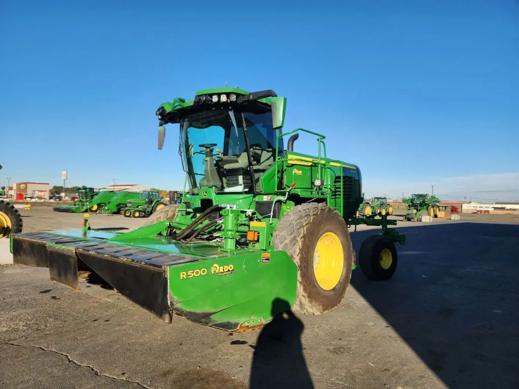 2023 John Deere W260R