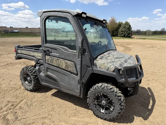 2018 John Deere XUV 835M