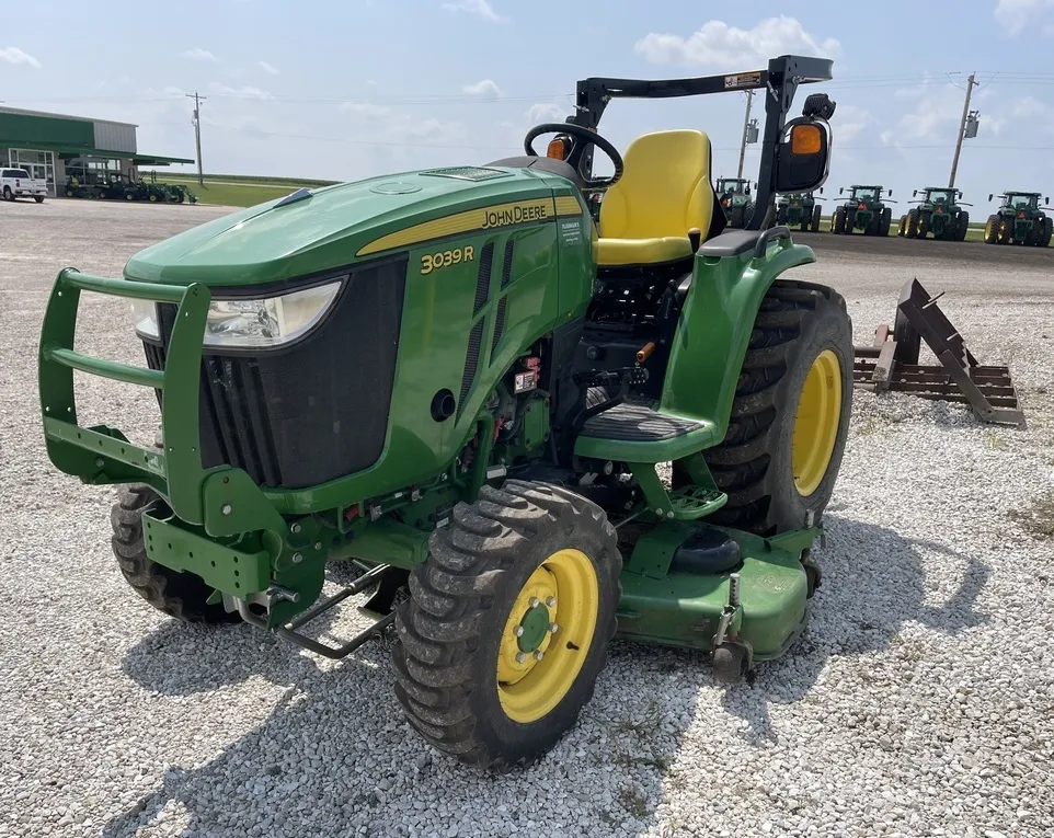 2018 John Deere 3039R