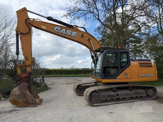 2015 Case CX210D