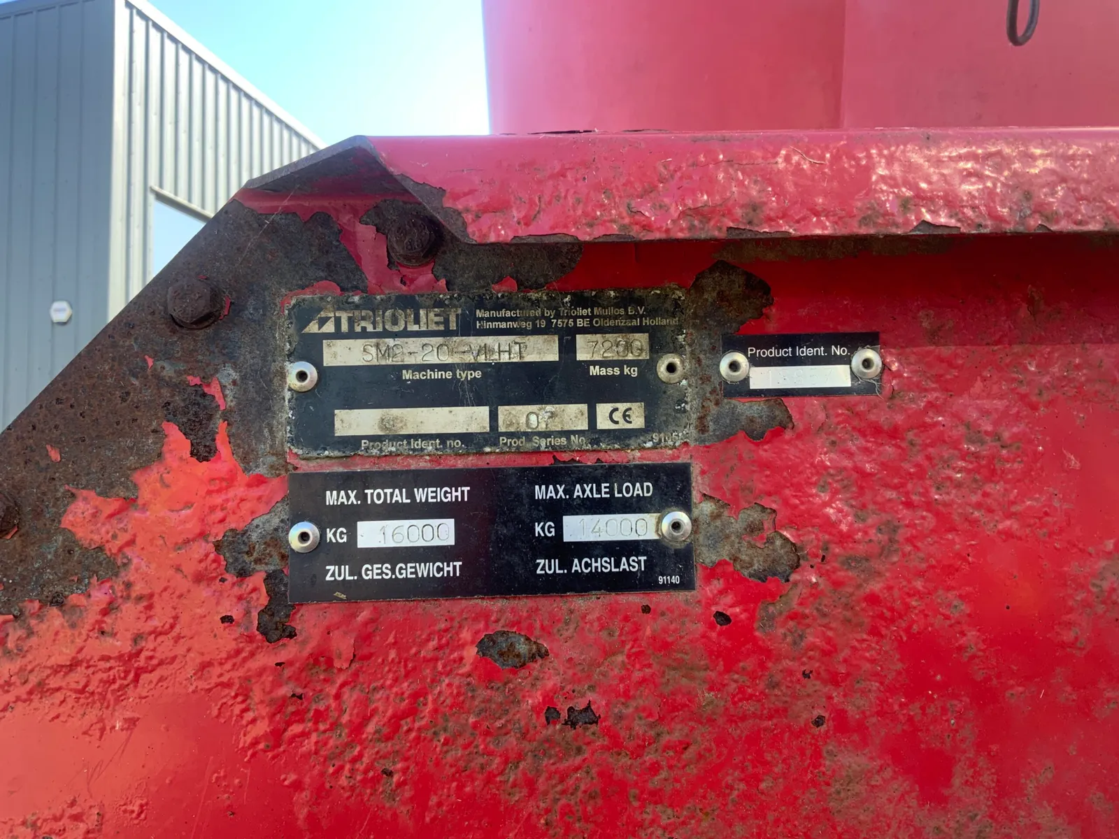 2000 Triolet Solomix 2-2000 Twin Axle Mixer Wagon (ST26436)
