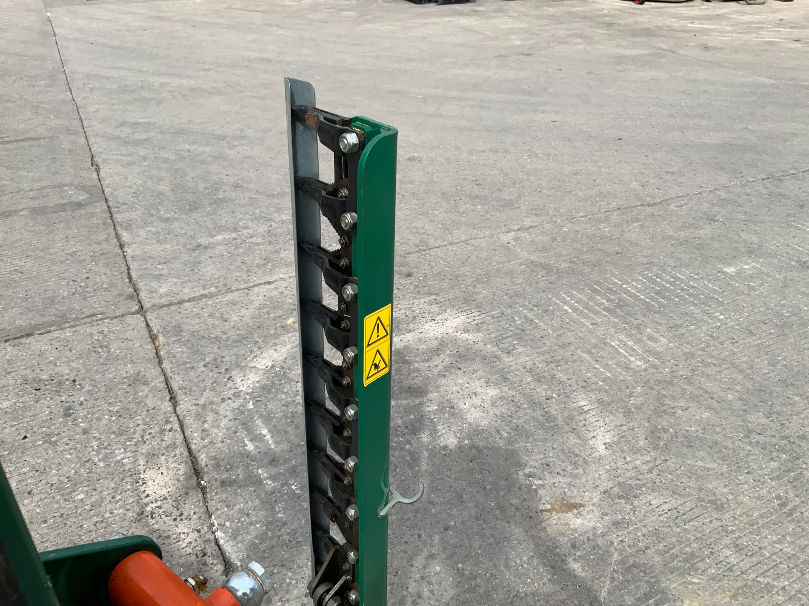 Wessex CHT-120-E Finger bar Hedge Trimmer (ST27359)