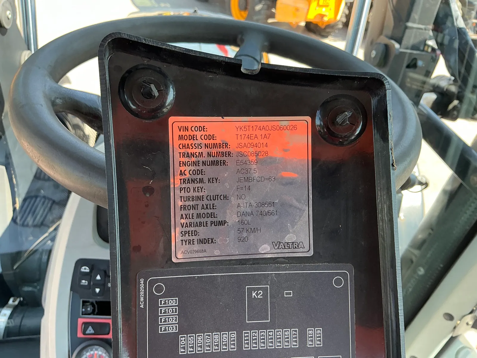 Valtra T174 Active Unlimited Tractor (ST25060)